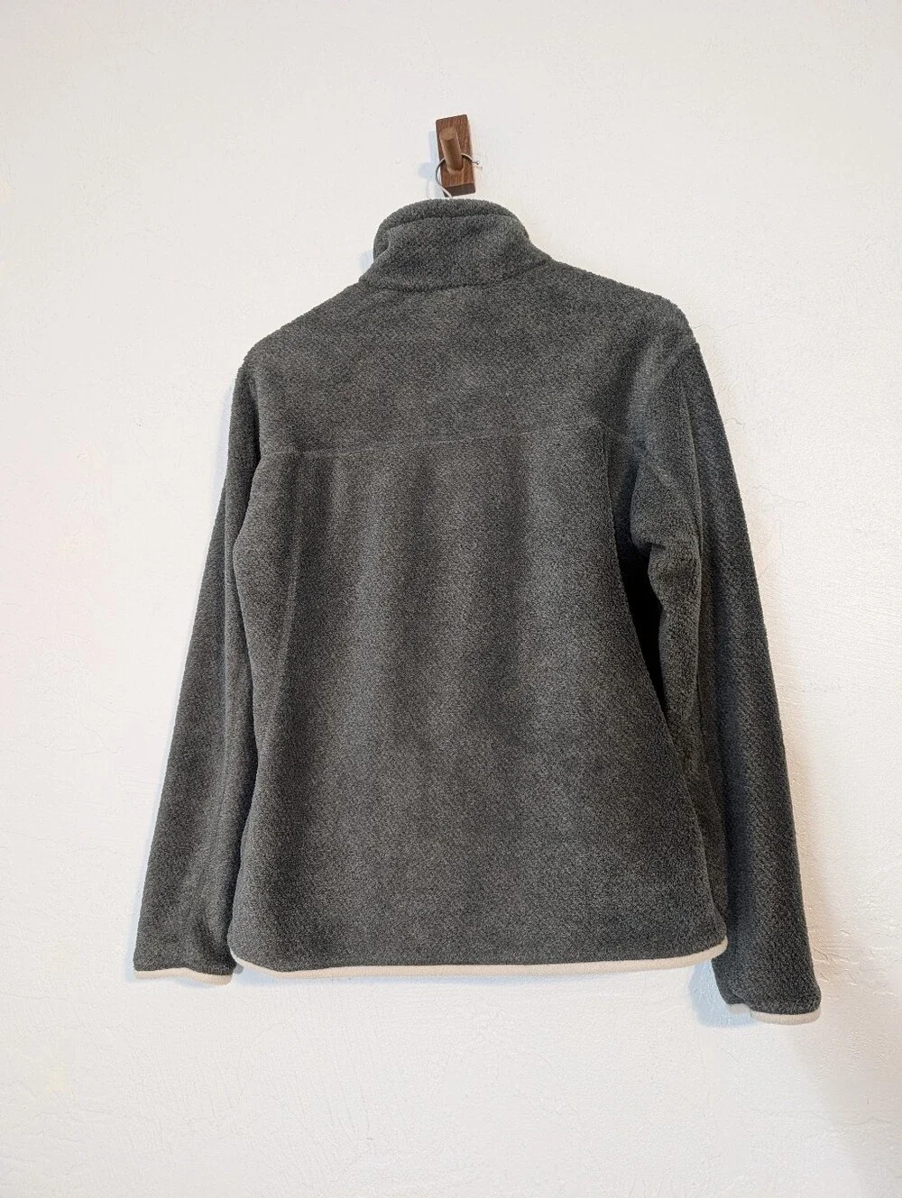 Patagonia Women's Gray Re-Tool Fleece Pullover 1/4 Snap Button Outdoors Camping